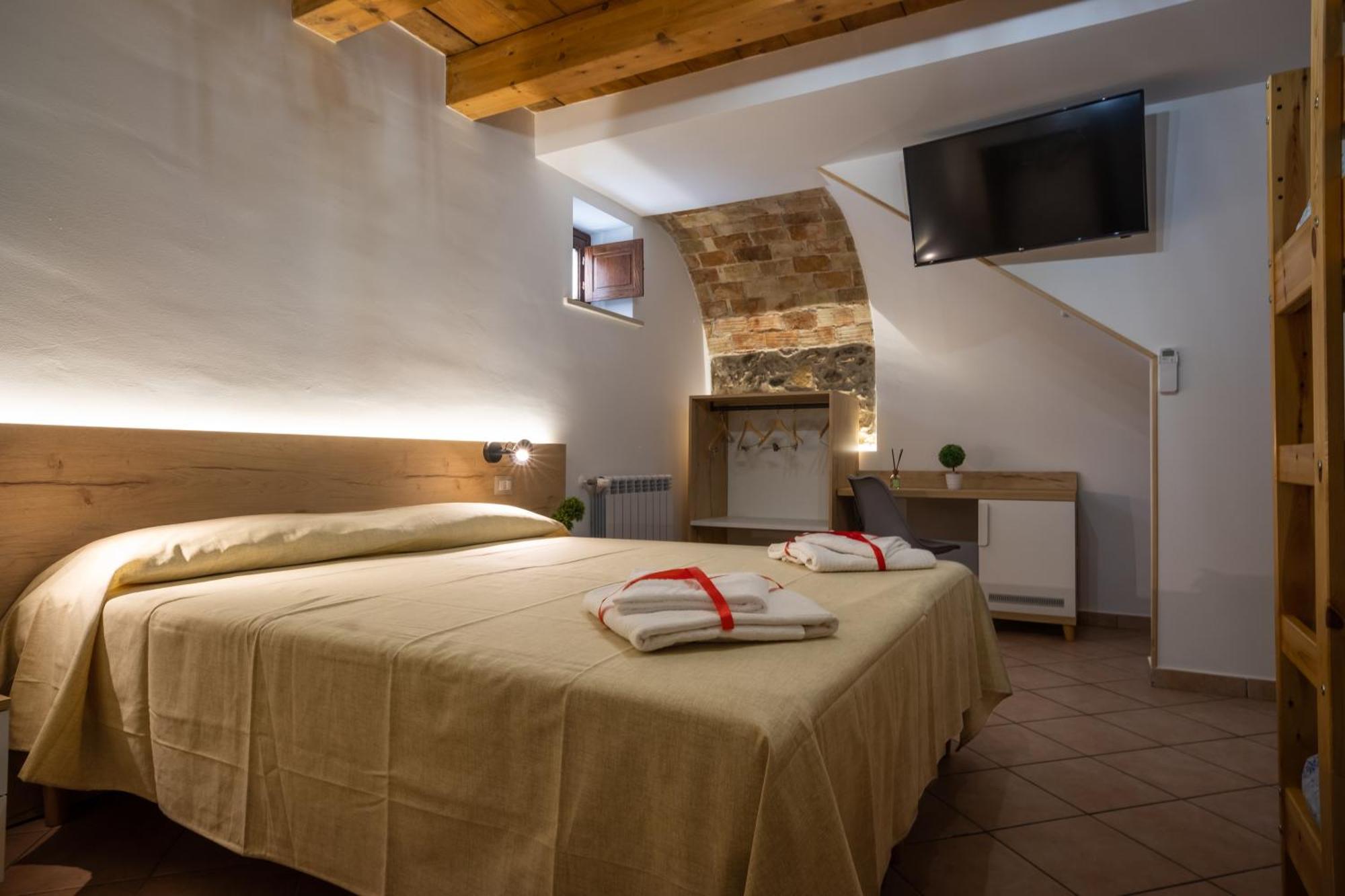 B&B La Suite Milazzo Exterior foto