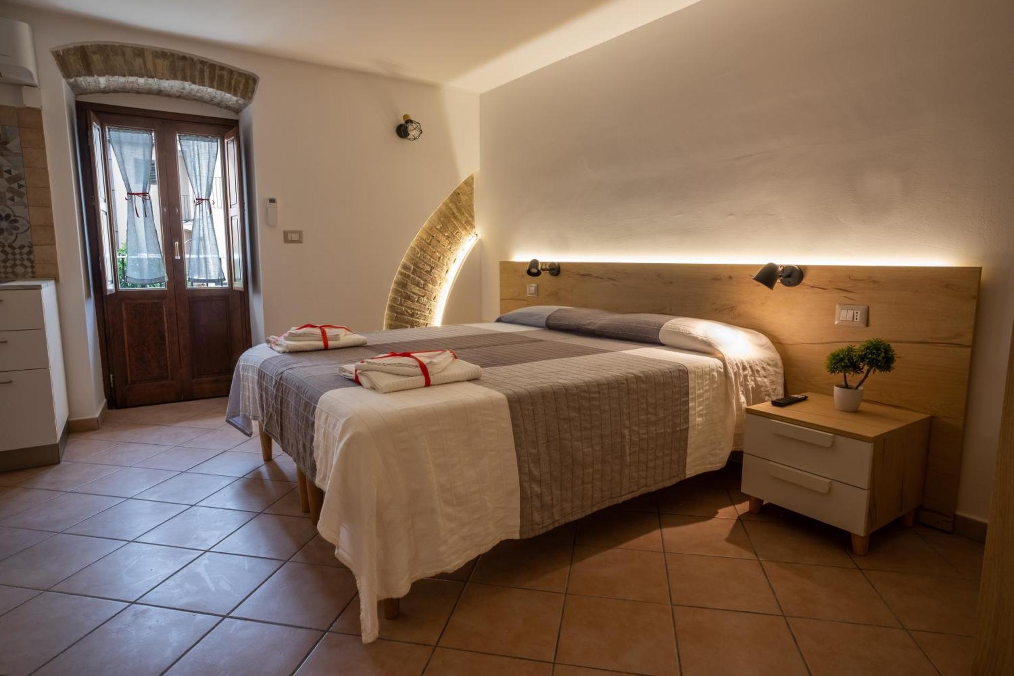 B&B La Suite Milazzo Exterior foto